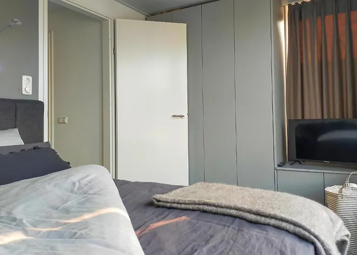 Botel Statendam 12 Ohe & Laak Ohé en Laak