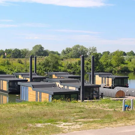 Botel Statendam 12 Ohe & Laak